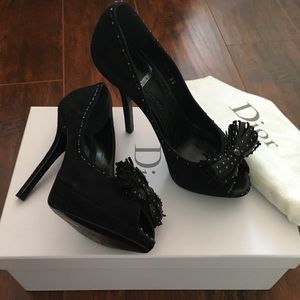 Meet your Posher, Amanda.